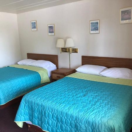 Seaway Motel Roosevelt Park Εξωτερικό φωτογραφία
