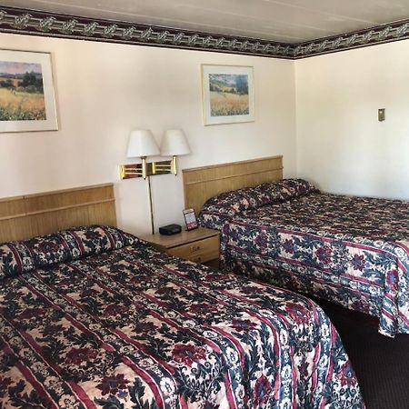Seaway Motel Roosevelt Park Εξωτερικό φωτογραφία