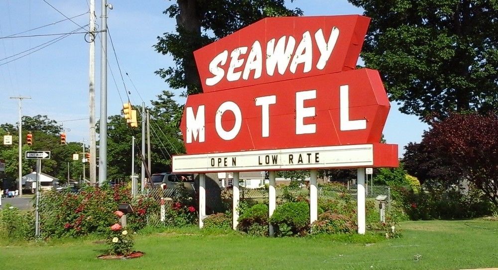 Seaway Motel Roosevelt Park Εξωτερικό φωτογραφία