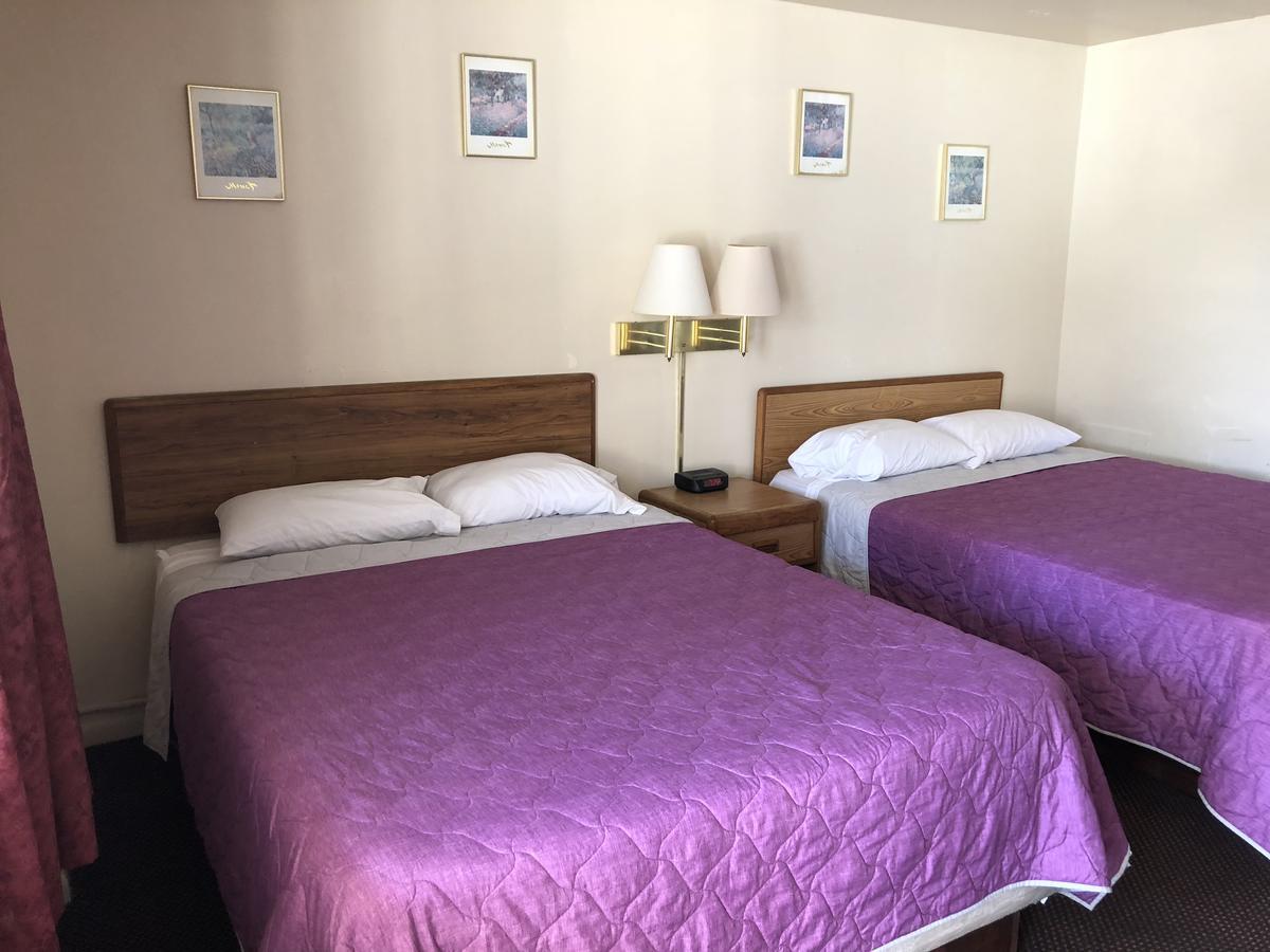 Seaway Motel Roosevelt Park Εξωτερικό φωτογραφία