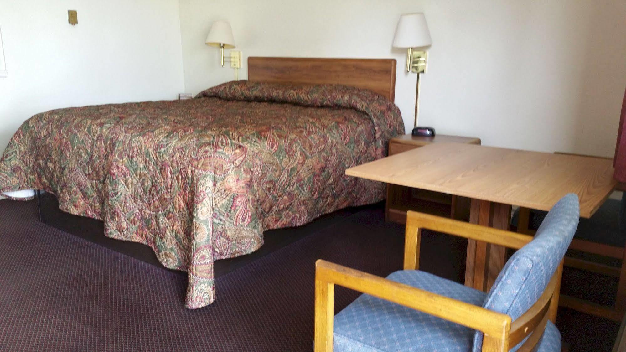 Seaway Motel Roosevelt Park Εξωτερικό φωτογραφία